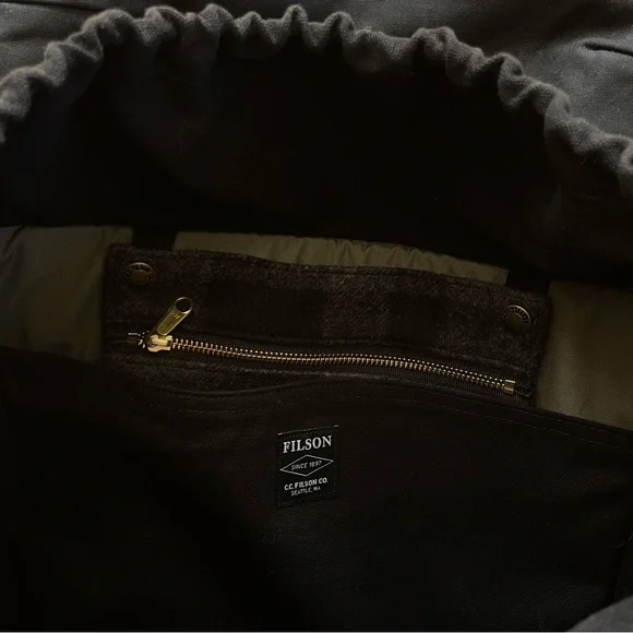 LIKE NEW Filson Ranger twill canvas and leather backpack - Picture 13 of 16